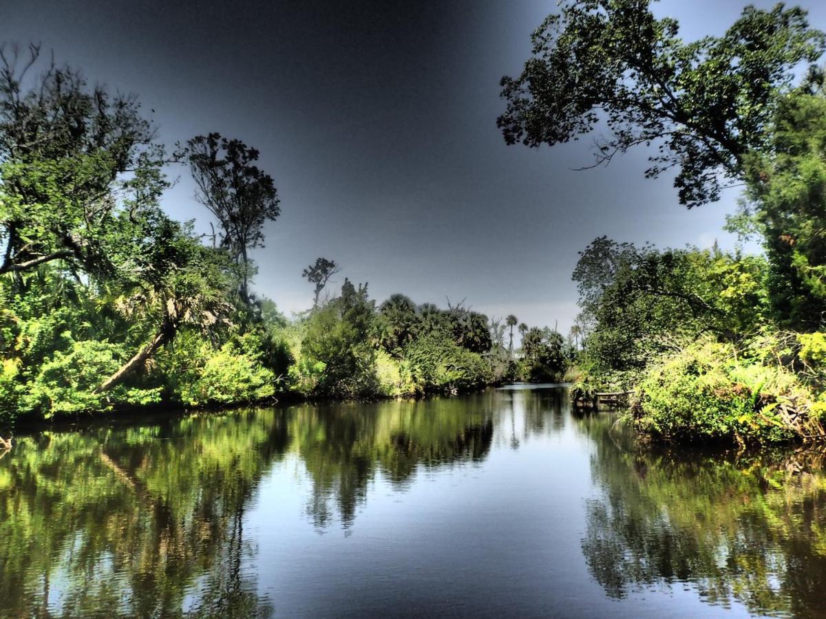 River Safaris, Stationary Class A Motorcoach, Old Homosassa Εξωτερικό φωτογραφία