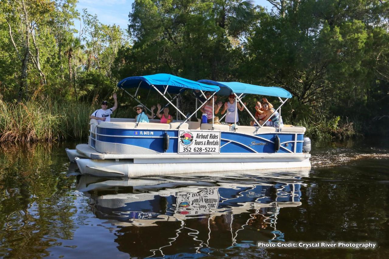River Safaris, Stationary Class A Motorcoach, Old Homosassa Εξωτερικό φωτογραφία